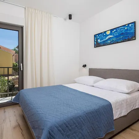 Cozy Apartment In Omisalj