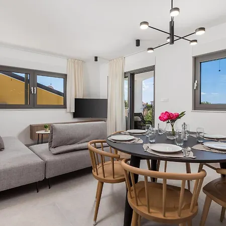 公寓 Beautiful Apartment In Omisalj