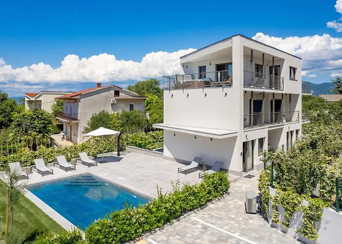 Beautiful Apartment In Omisalj * Omišalj