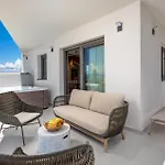 Beautiful Apartment In Omisalj Apartment *