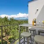 Beautiful Apartment In Omisalj Omisalj