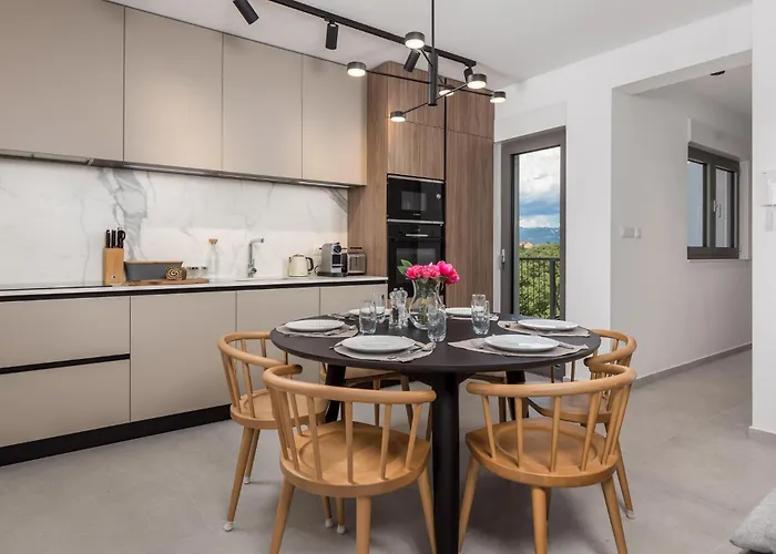 Beautiful Apartment In Omisalj Omišalj