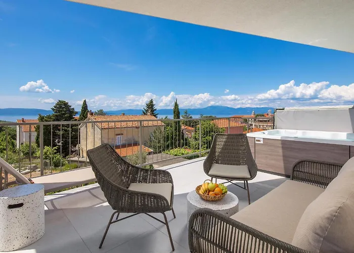 Beautiful Apartment In Omisalj * Omišalj