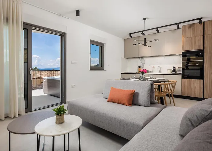 Apartamento Beautiful Apartment In Omisalj